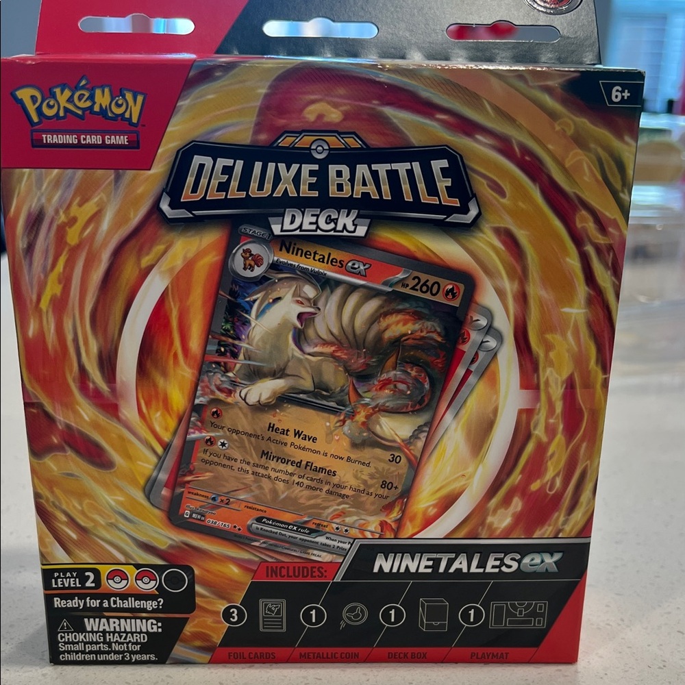 Pokemon Deluxe Battle Deck Ninetales EX Red and Gold